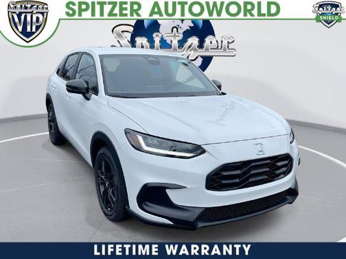 Platinum White Pearl 2027 Honda HR-V Sport AWD