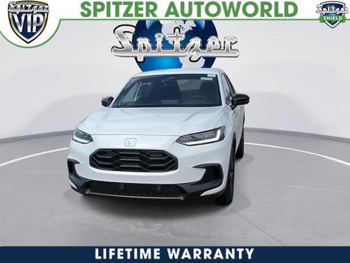 Platinum White Pearl 2026 Honda HR-V AWD Sport