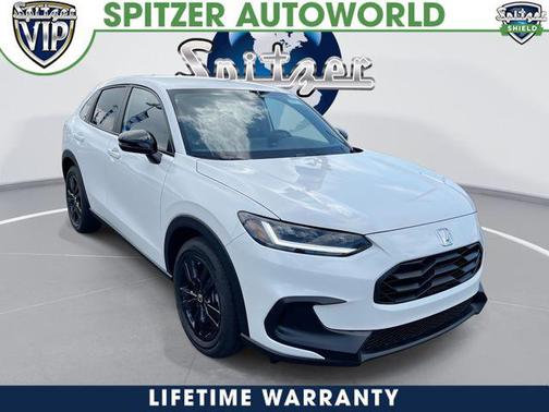 Platinum White Pearl 2026 Honda HR-V AWD Sport