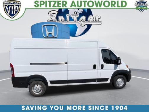 Bright White Clearcoat 2025 RAM ProMaster 2500 Tradesman