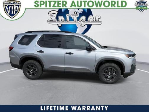 Solar Silver Metallic 2026 Honda Pilot TrailSport