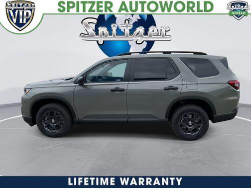 Ash Green Metallic 2026 Honda Pilot TrailSport