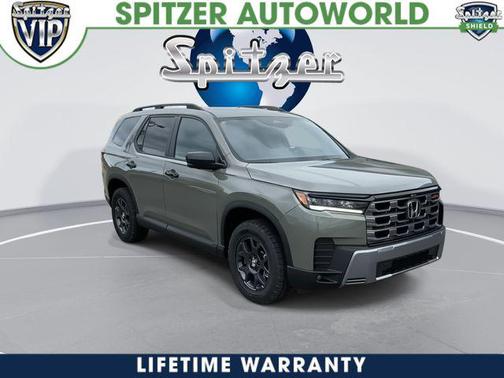 Ash Green Metallic 2026 Honda Pilot TrailSport