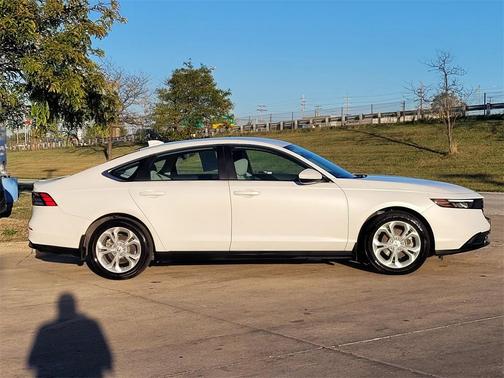 2024 Honda Accord LX 1.5T