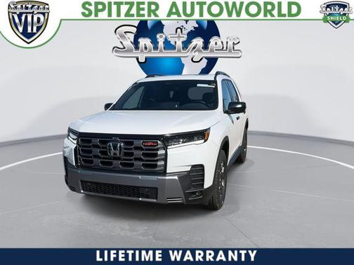 Platinum White Pearl 2026 Honda Pilot TrailSport