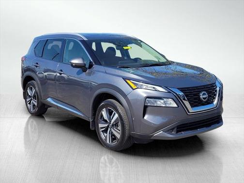 2022 Nissan Rogue SL
