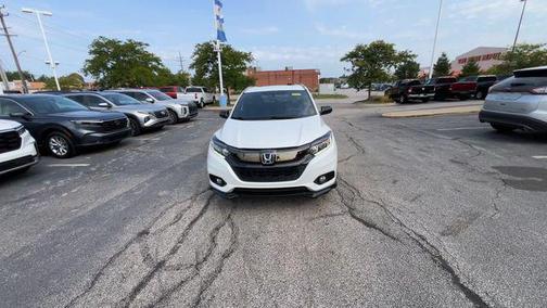 Platinum White Pearl 2021 Honda HR-V AWD Sport