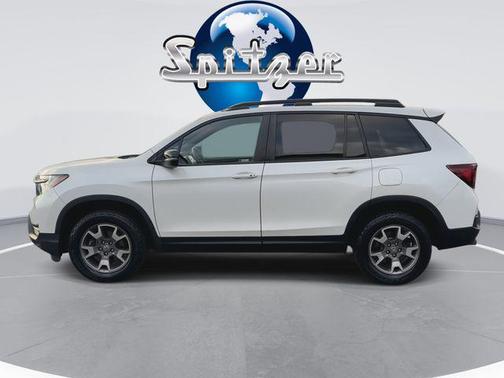 2022 Honda Passport AWD TrailSport