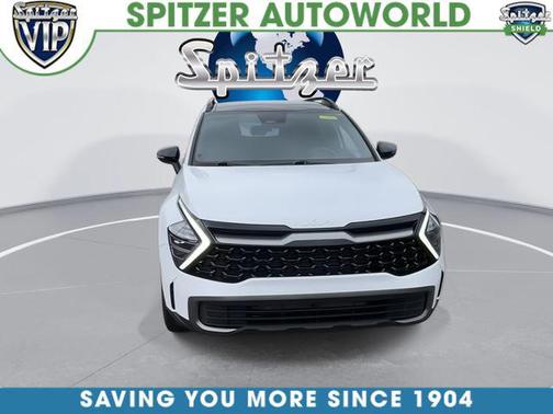 Glacial White Pearl 2024 Kia Sportage X-Line