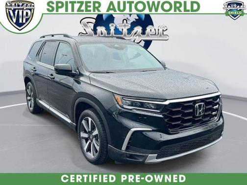 Crystal Black Pearl 2025 Honda Pilot Touring 8-Passenger