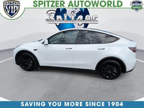 Pearl White Multi-Coat 2023 Tesla Model Y Long Range Dual Motor All-Wheel Drive