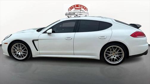 2015 Porsche Panamera 4