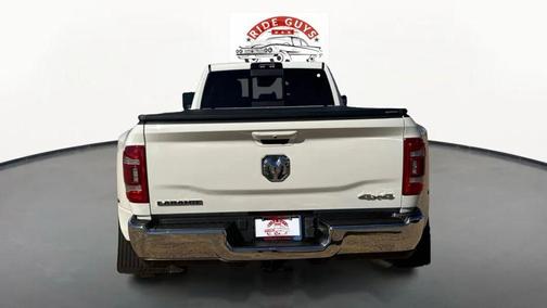 2023 RAM 3500 Laramie Crew Cab 4x4 8' Box