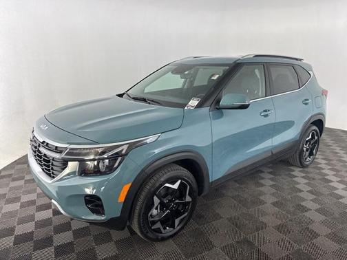 2025 Kia Seltos EX