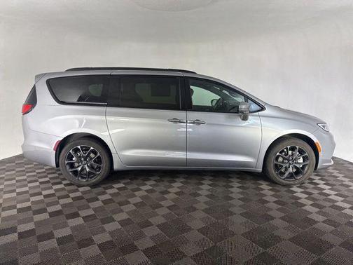 2021 Chrysler Pacifica Limited