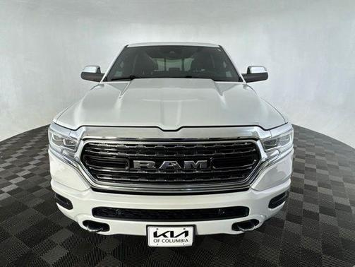 Ivory White Tri-Coat Pearlcoat 2019 RAM 1500 Limited