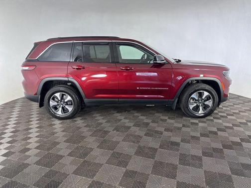 Velvet Red Pearlcoat 2024 Jeep Grand Cherokee 4xe Base