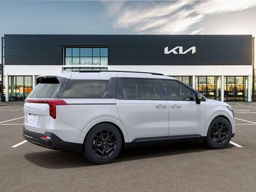 Snow White Pearl 2026 Kia Carnival SX