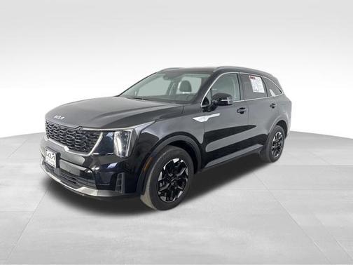 Ebony Black 2025 Kia Sorento S