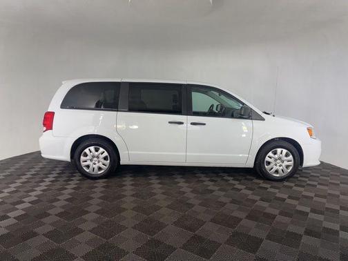 2020 Dodge Grand Caravan SE