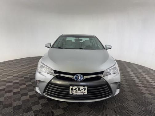 2016 Toyota Camry Hybrid XLE