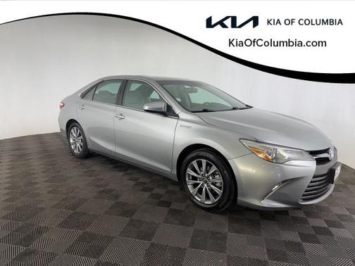2016 Toyota Camry Hybrid XLE