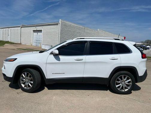 Bright White Clearcoat 2018 Jeep Cherokee Limited
