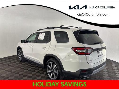 2025 Honda Pilot Touring 8-Passenger