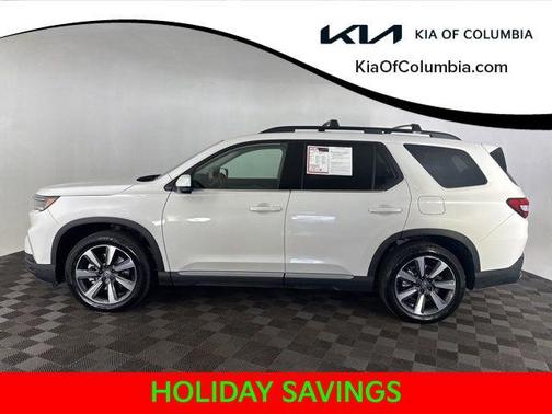 2025 Honda Pilot Touring 8-Passenger