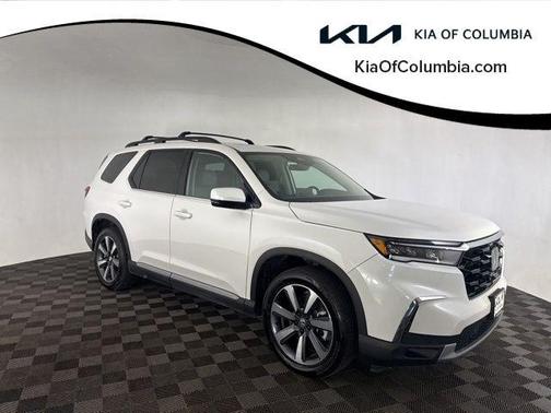2025 Honda Pilot Touring 8-Passenger