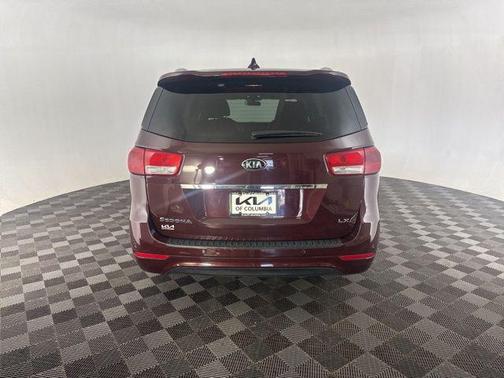 2017 Kia Sedona LX