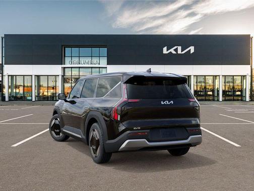 2026 Kia EV9 Light Long Range