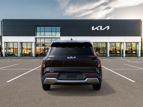2026 Kia EV9 Light Long Range
