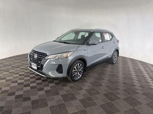 2022 Nissan Kicks SV
