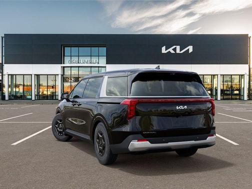 2025 Kia Carnival LXS