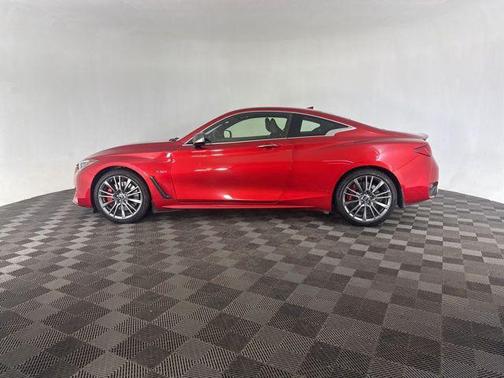 2017 INFINITI Q60 3.0t Red Sport 400