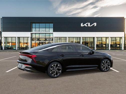 2026 Kia K5 EX