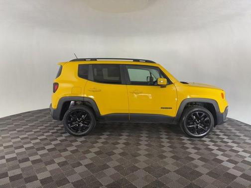 2017 Jeep Renegade Altitude