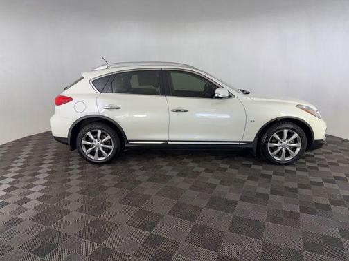 2016 INFINITI QX50 Base