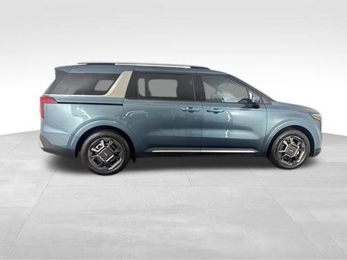 2025 Kia Carnival Hybrid SX