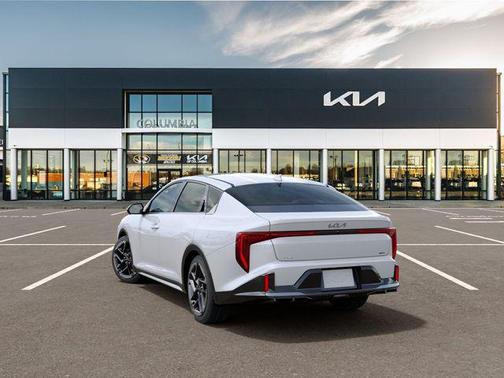 Snow White Pearl 2026 Kia K4 GT-Line