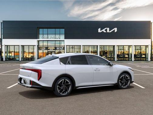 Snow White Pearl 2026 Kia K4 GT-Line