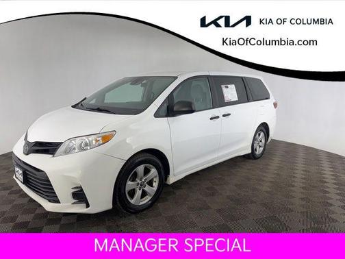 2019 Toyota Sienna SE