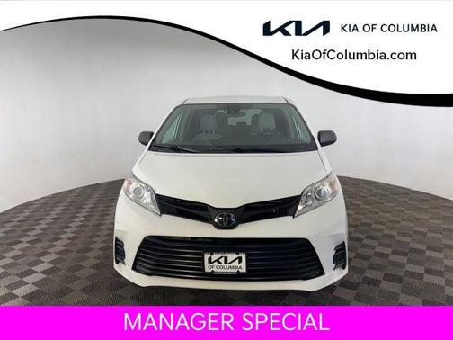2019 Toyota Sienna SE