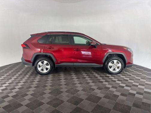 2021 Toyota RAV4 Hybrid LE