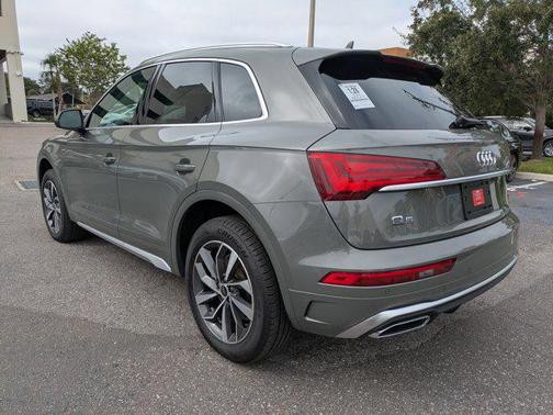 2024 Audi Q5 45 S line Premium