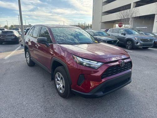 2025 Toyota RAV4 LE