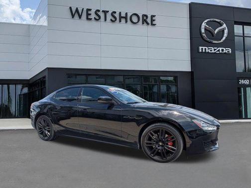Nero Ribelle Mica 2019 Maserati Ghibli Base