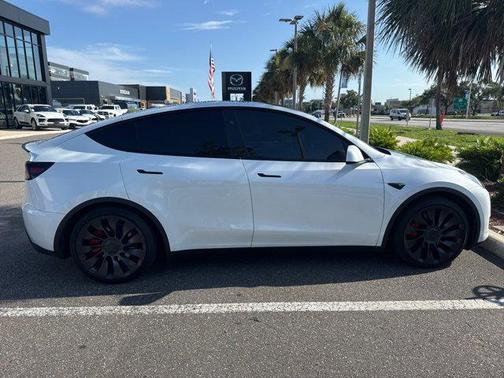 2024 Tesla Model Y Performance Dual Motor All-Wheel Drive