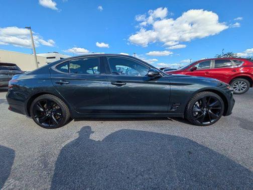 2023 Genesis G70 3.3T RWD
